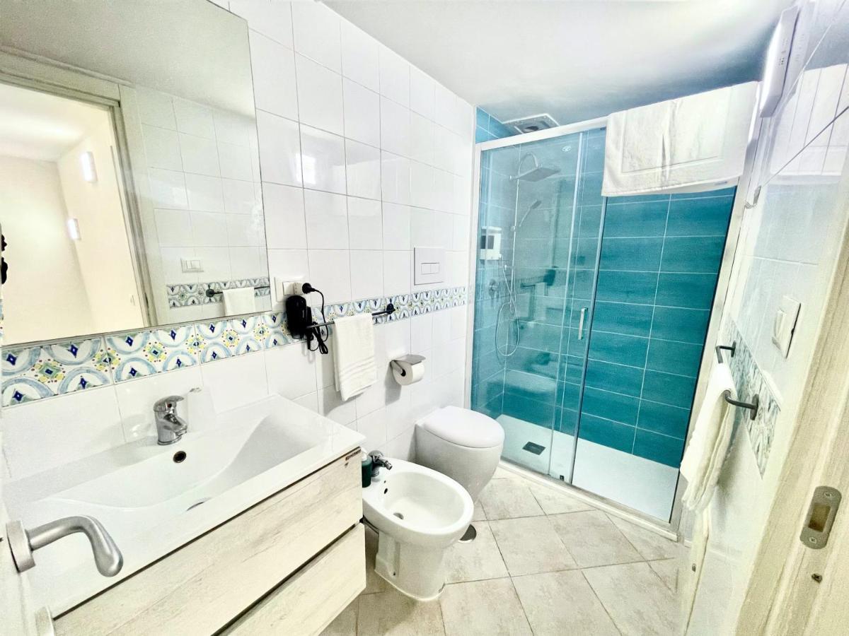 House Relax Apartment Centro Di Napoli 外观 照片